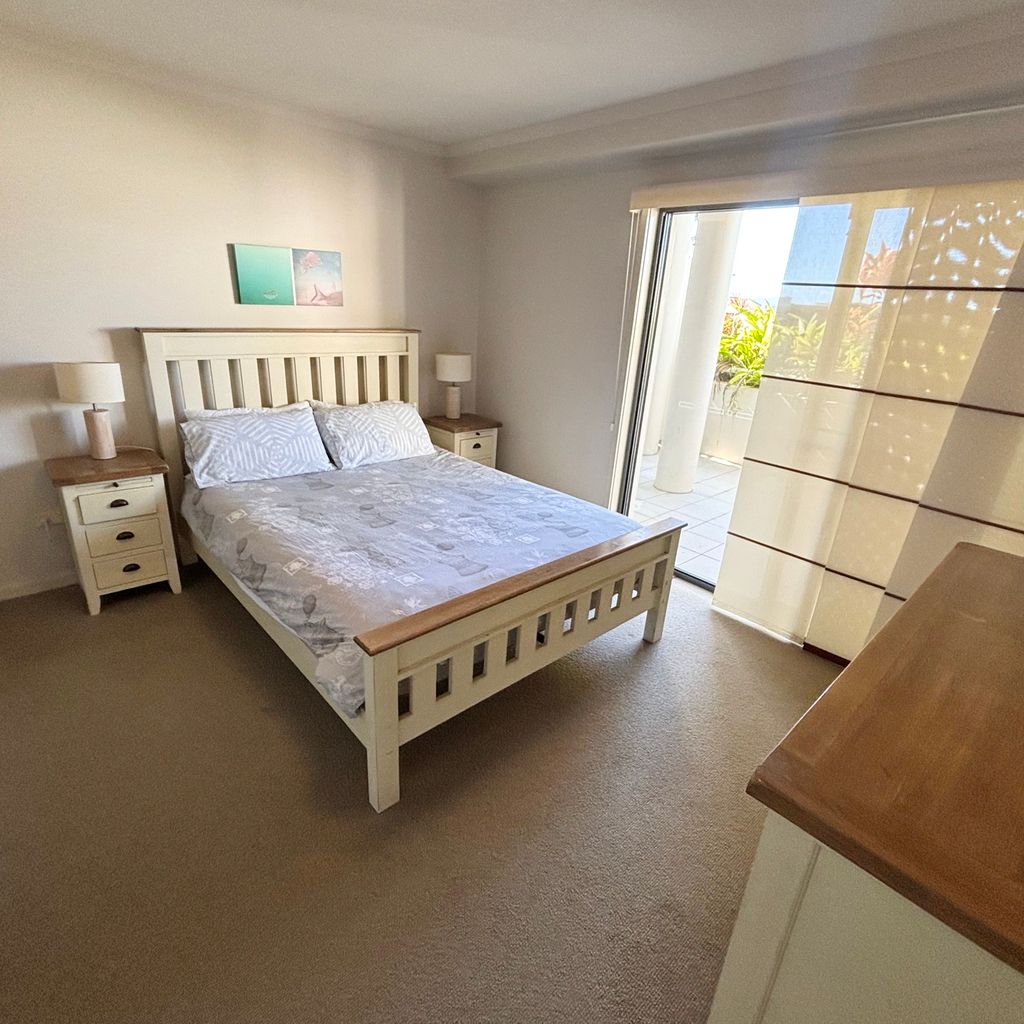 Jubilee Apartment 04