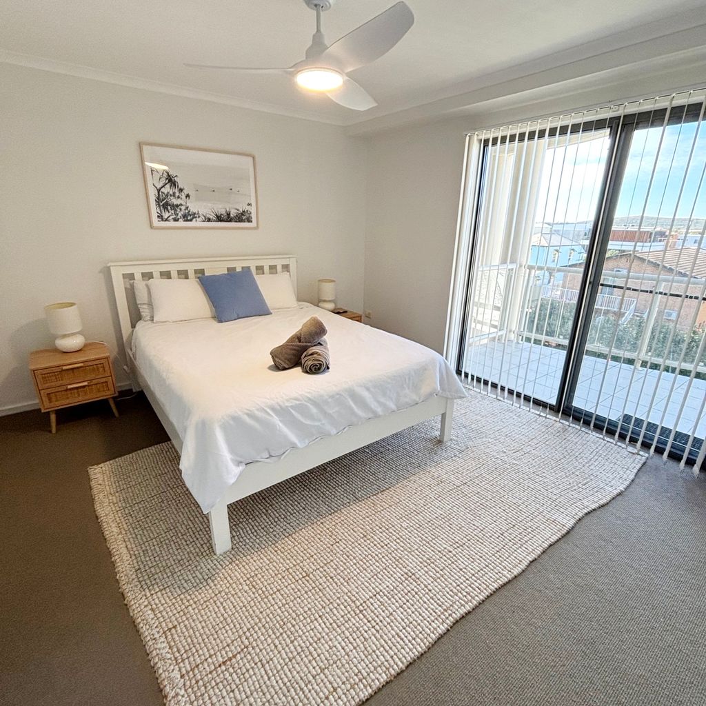 Jubilee Apartment 06