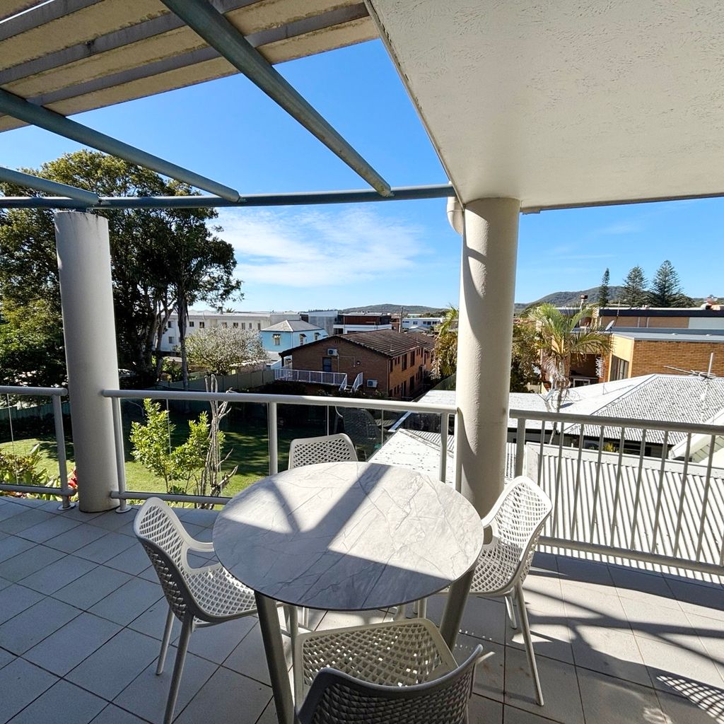 Jubilee Apartment 06