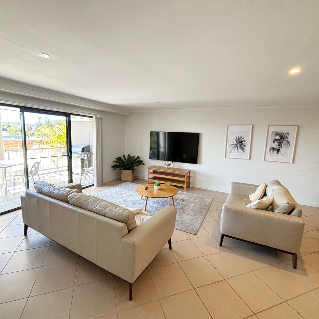 Jubilee Apartment 06