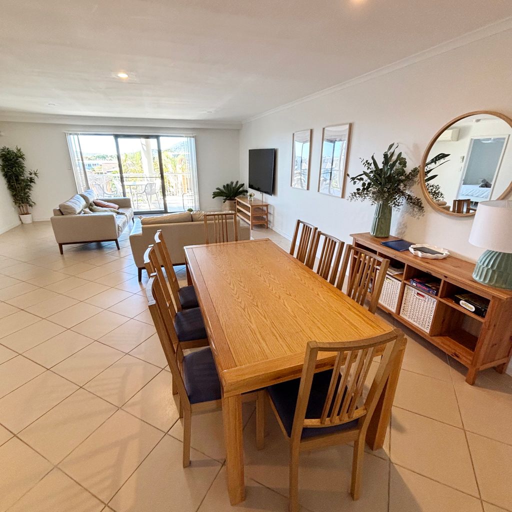Jubilee Apartment 06