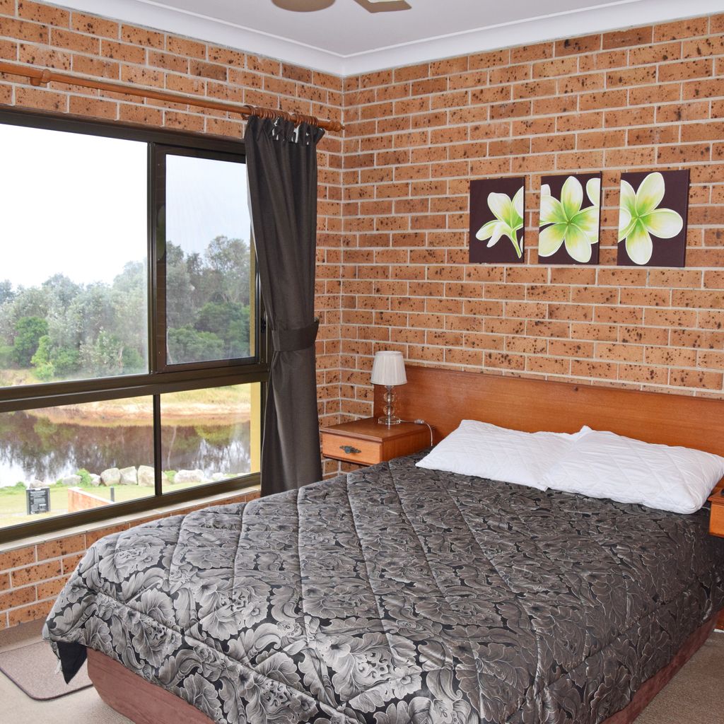 Main bedroom.