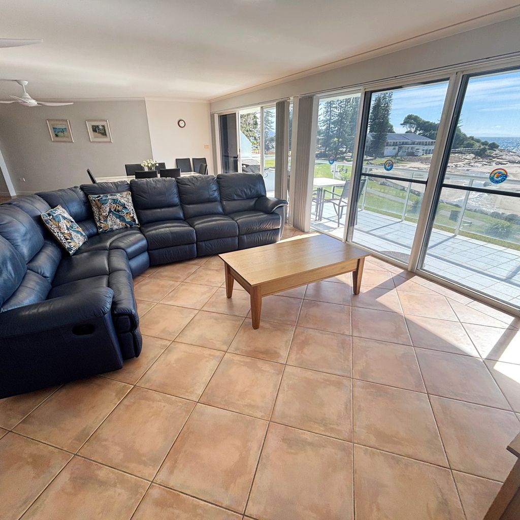 Living area. 
