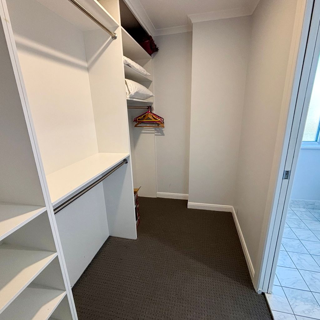 Master ensuite and walk-in robe. 