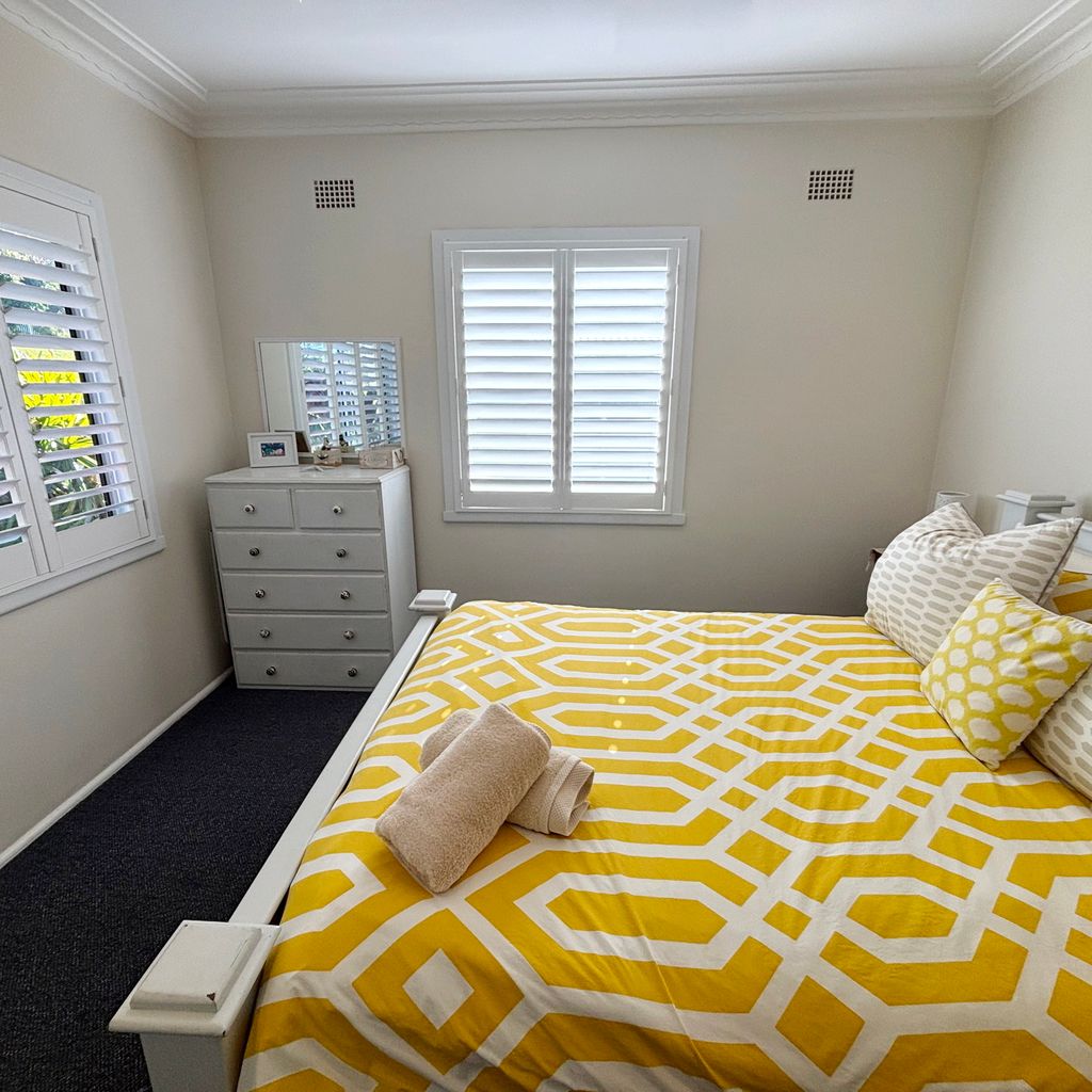 Second bedroom. 
