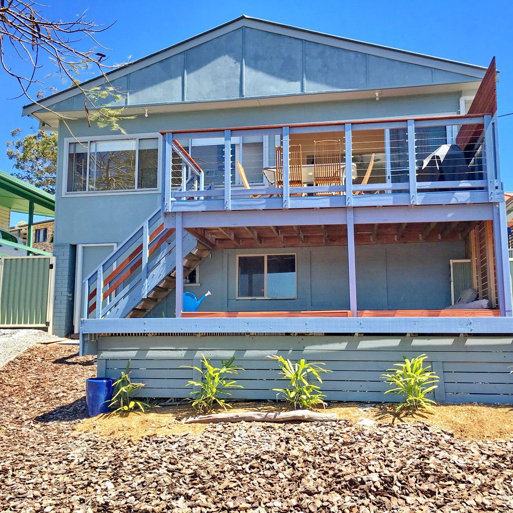 View of back of property.