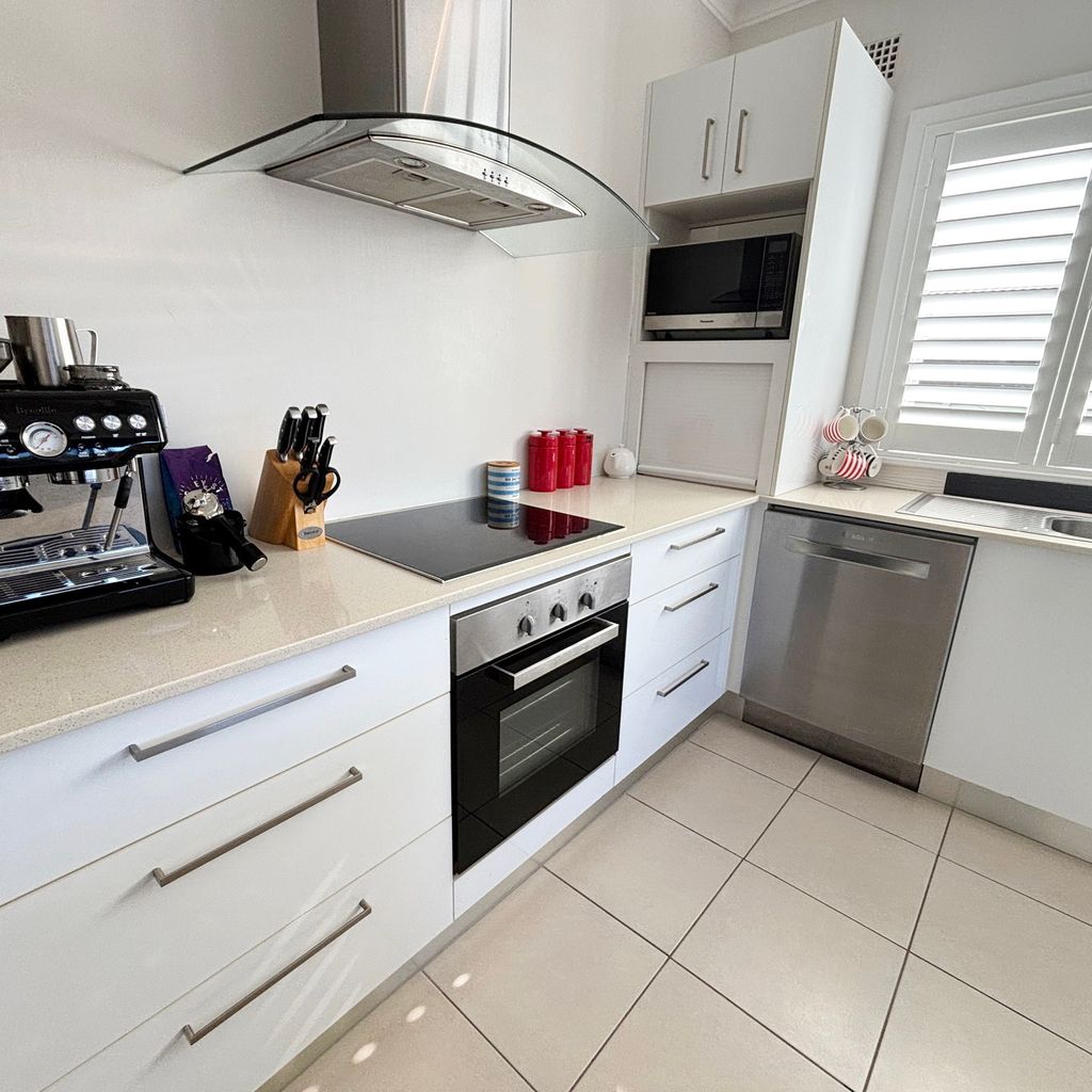 Kitchen. 