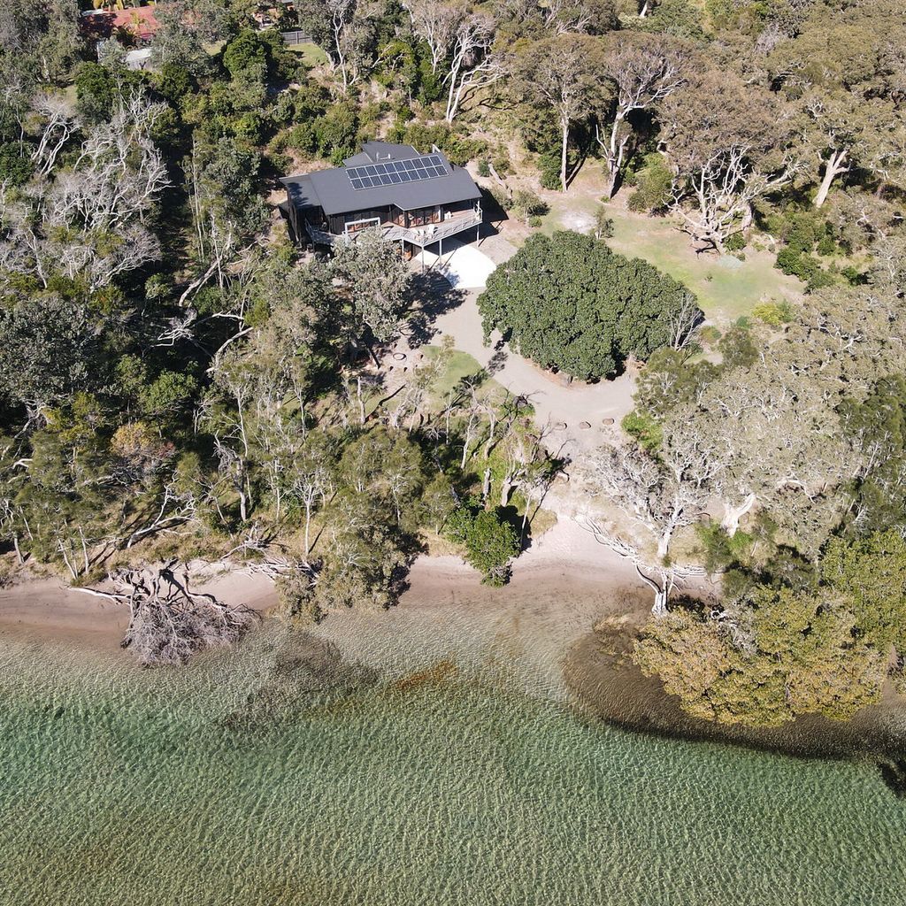 Aerial view of Alkira and its position along Hat Head Creek.