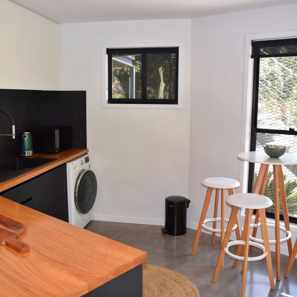 Kitchenette (downstairs studio) and bar table.