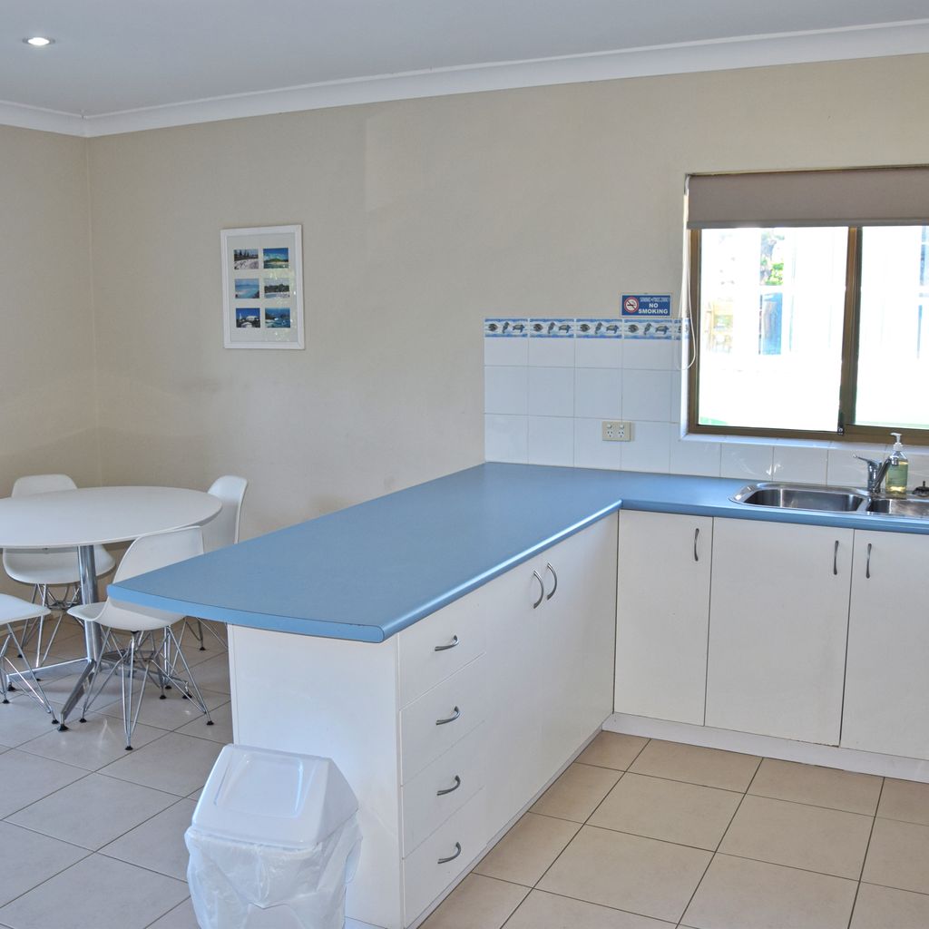 Kitchen and dining area.