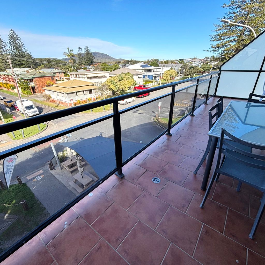 Balcony. 