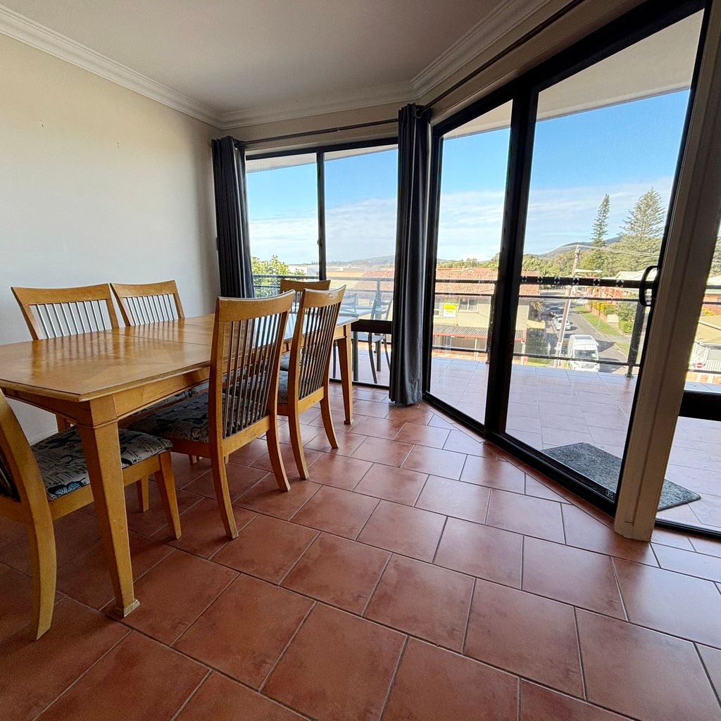 Dining area. 
