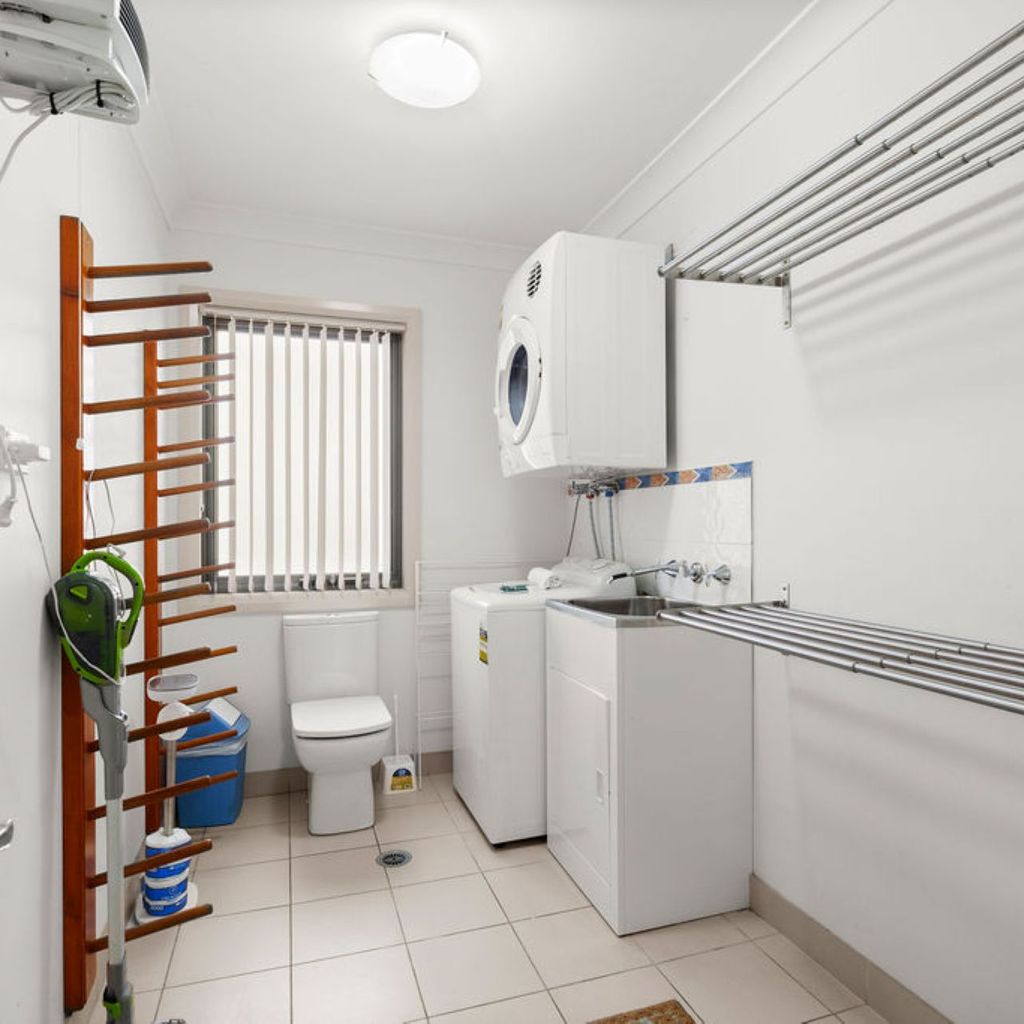 Pentagon – 2/65 Gippsland Street