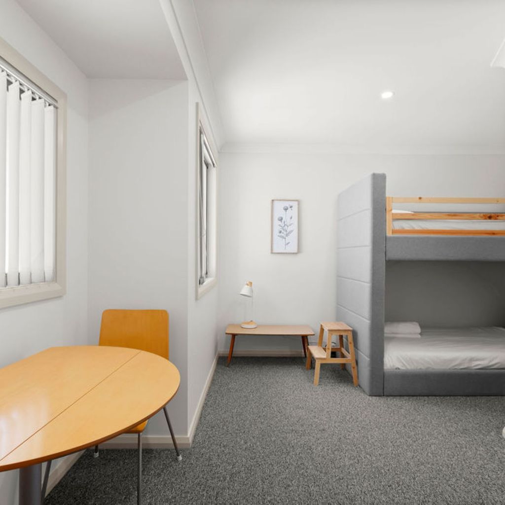 Pentagon – 2/65 Gippsland Street