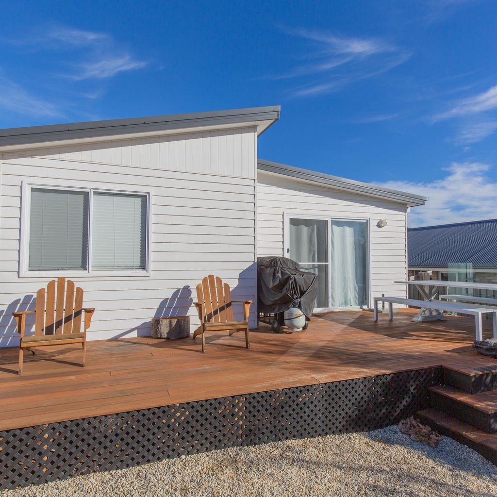 St Helenas – 5 Twynam Street
