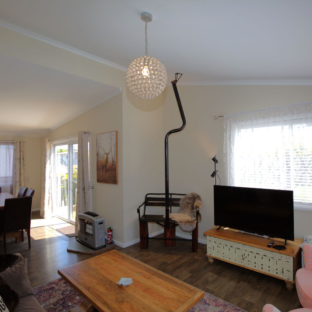 St Helenas – 5 Twynam Street