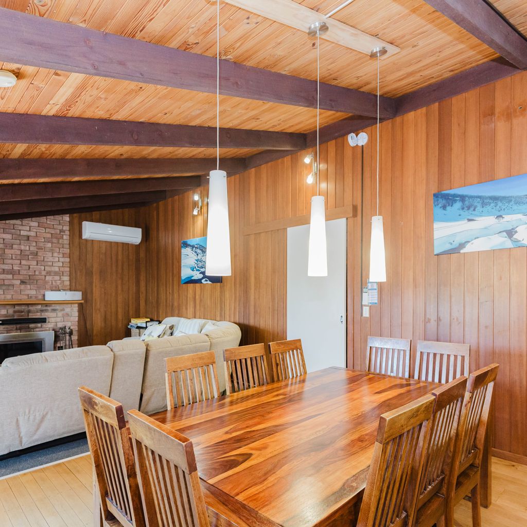 The Lakefront – 2/69 Townsend Street