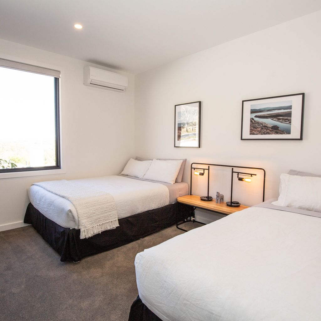 Spuren –  4/2 Echidna Place, East Jindabyne