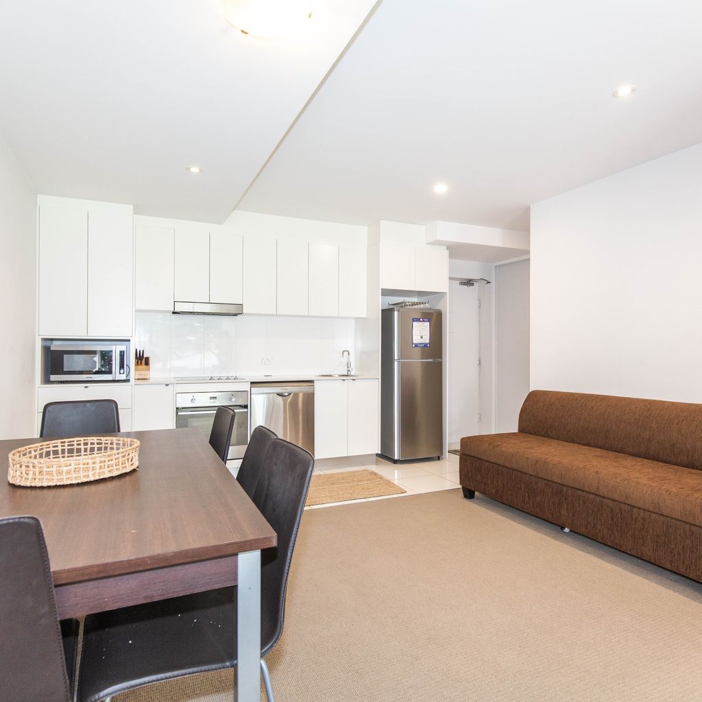 Edge – 2/16 Clyde Street