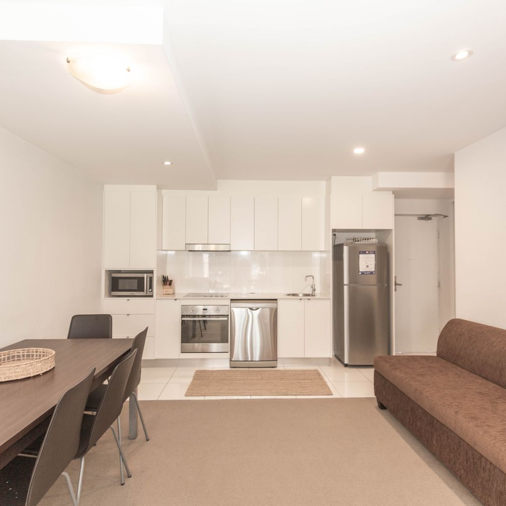 Edge – 2/16 Clyde Street