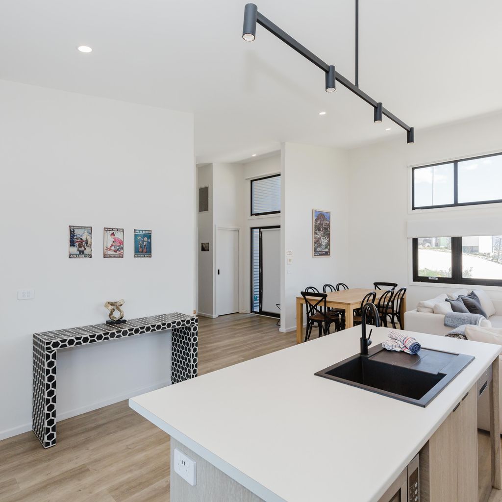 15A Jagungal Close