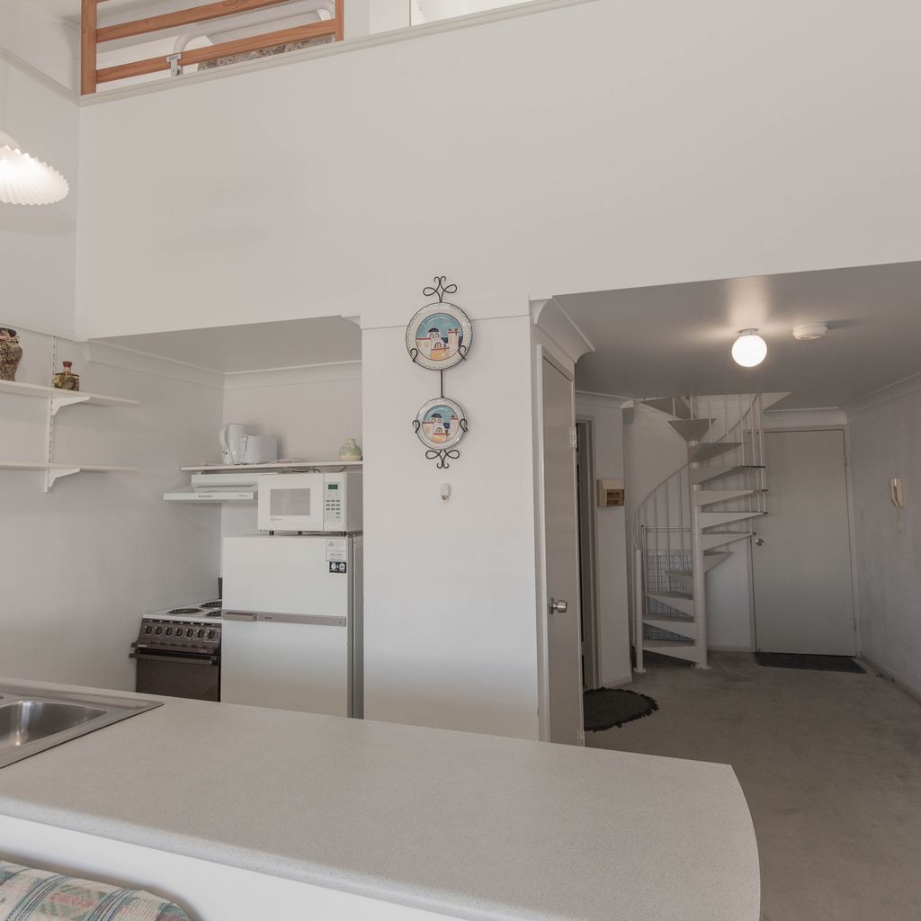 Razorback – 1/1 Gippsland Street