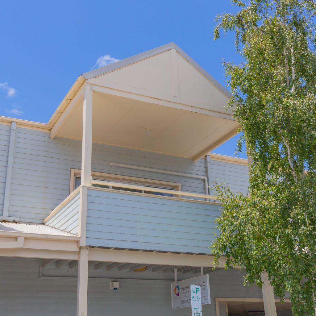 Razorback – 11/1 Gippsland St