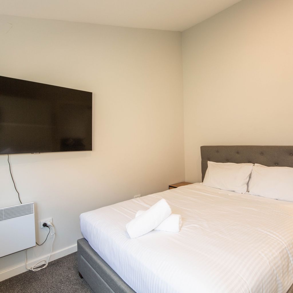 Eliza Lee – 2/50 Gippsland Street