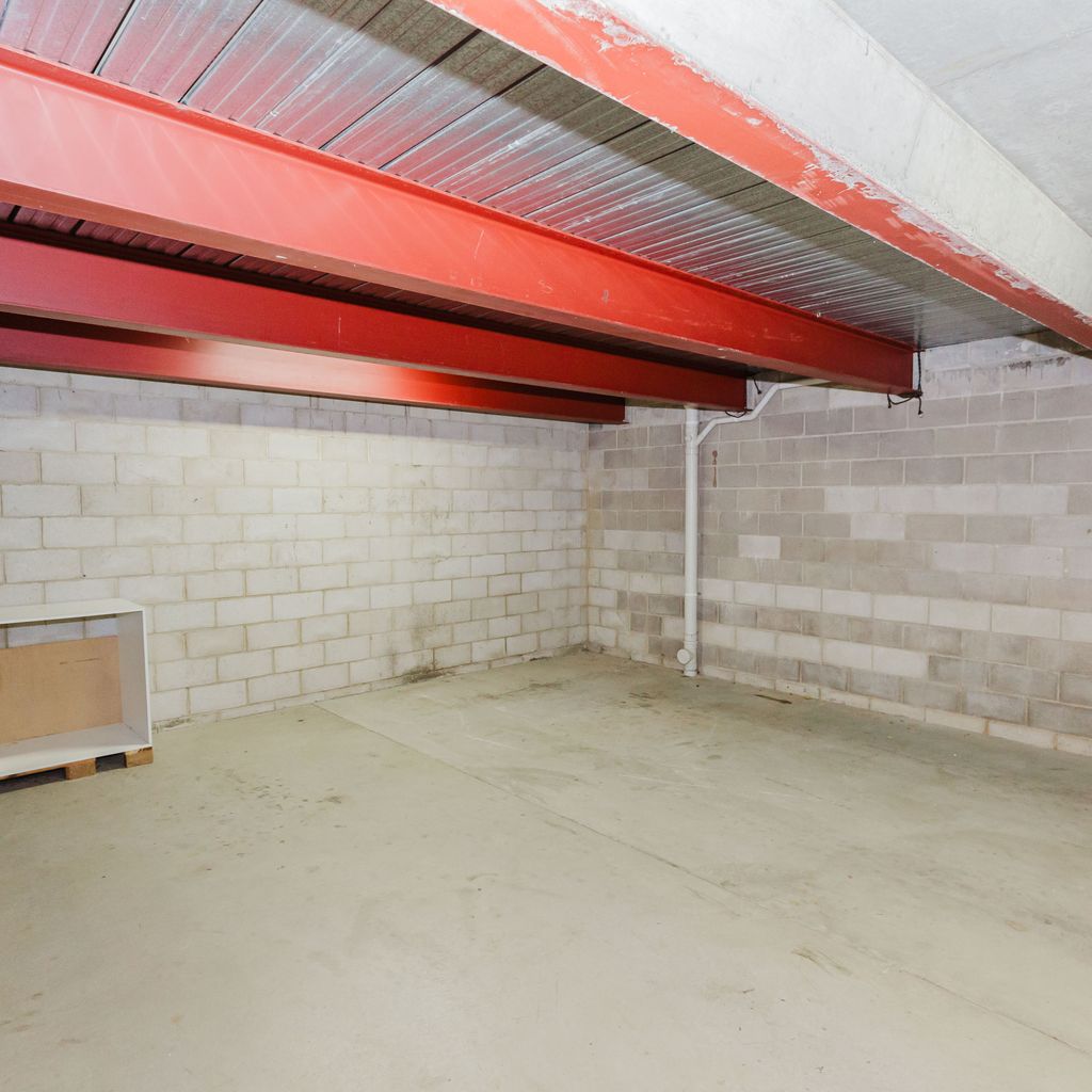 Glacialis – 4/5 Penders Court