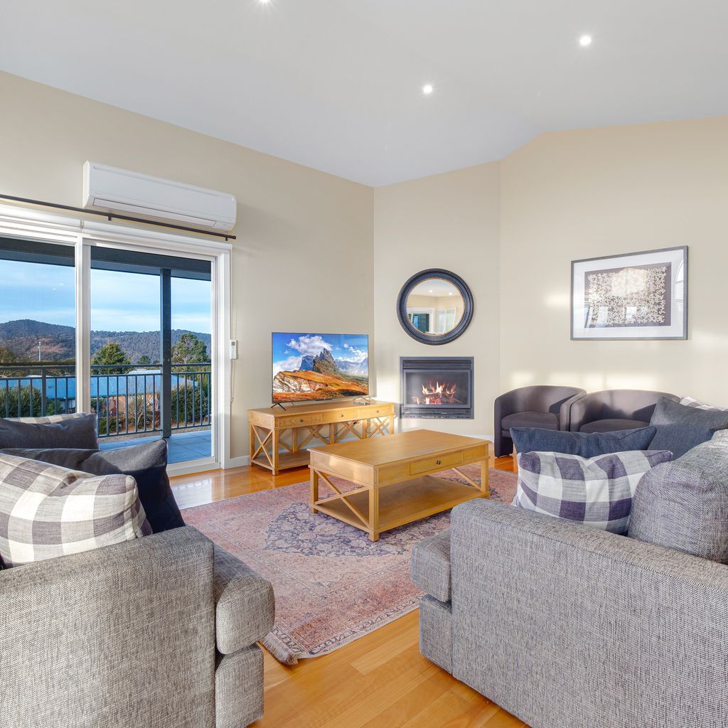 Alpine Retreat – 107A Gippsland Street