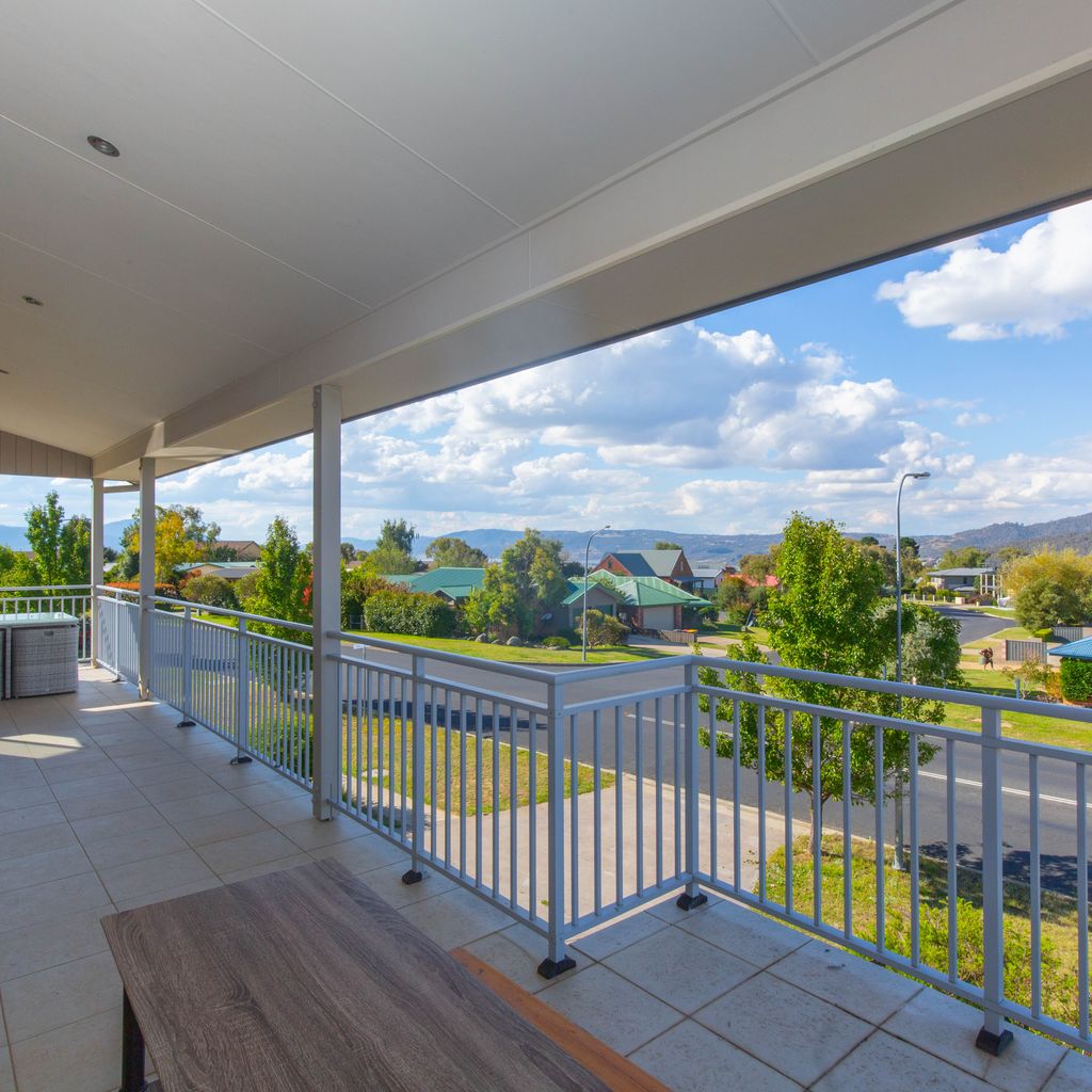Alpine Retreat – 107A Gippsland Street