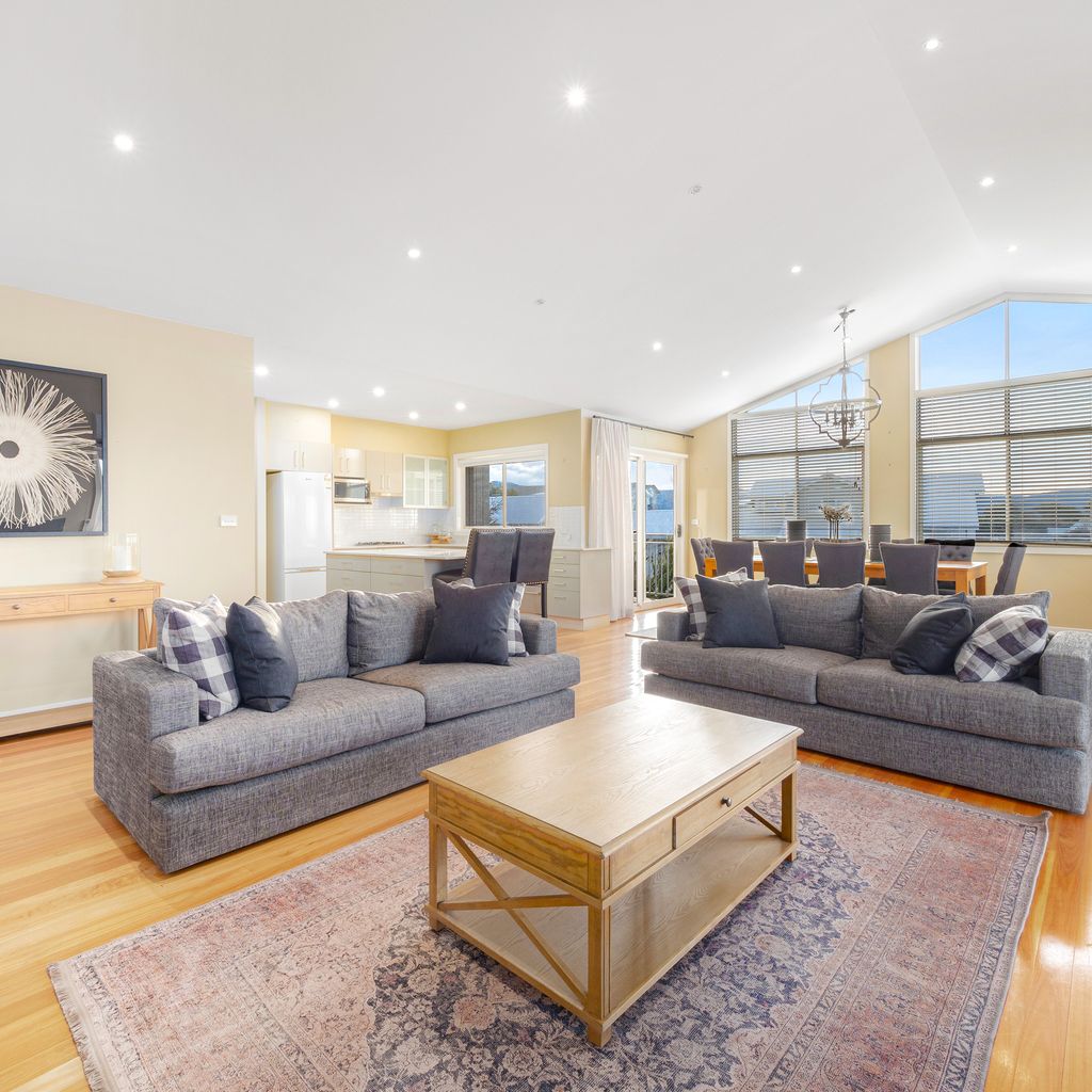 Alpine Retreat – 107A Gippsland Street