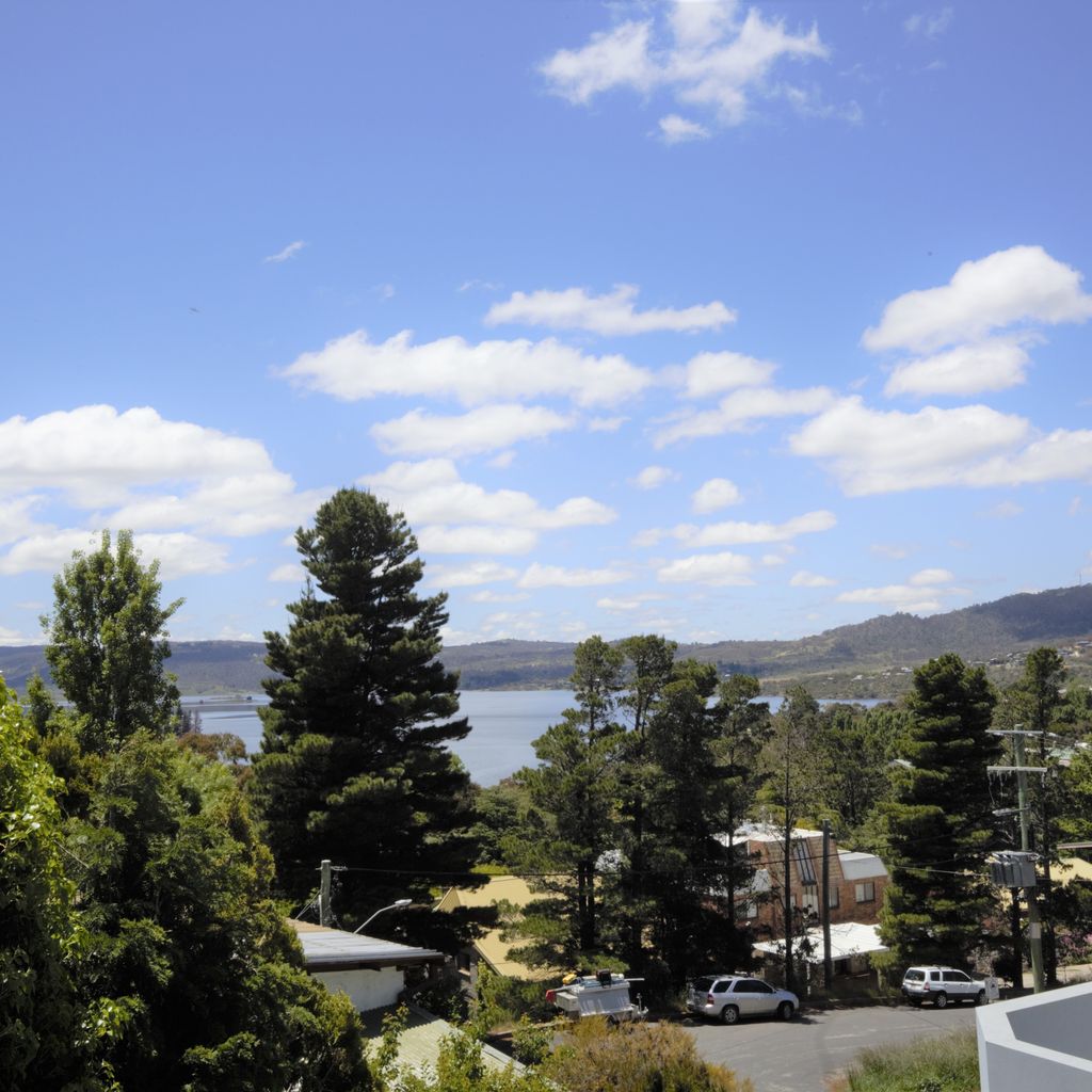 Summit – 13/35 Clyde Street