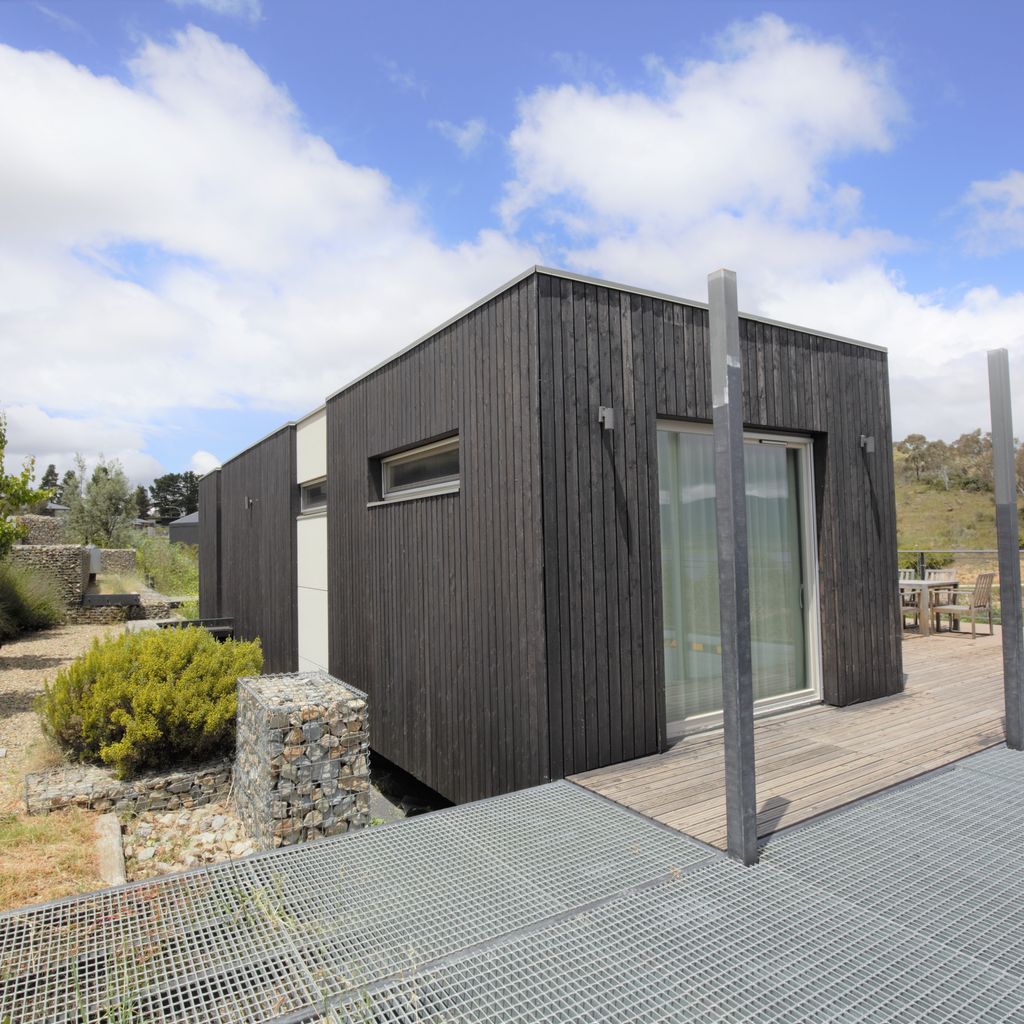 Jindy Haus – 1 / 76 Kunama Drive