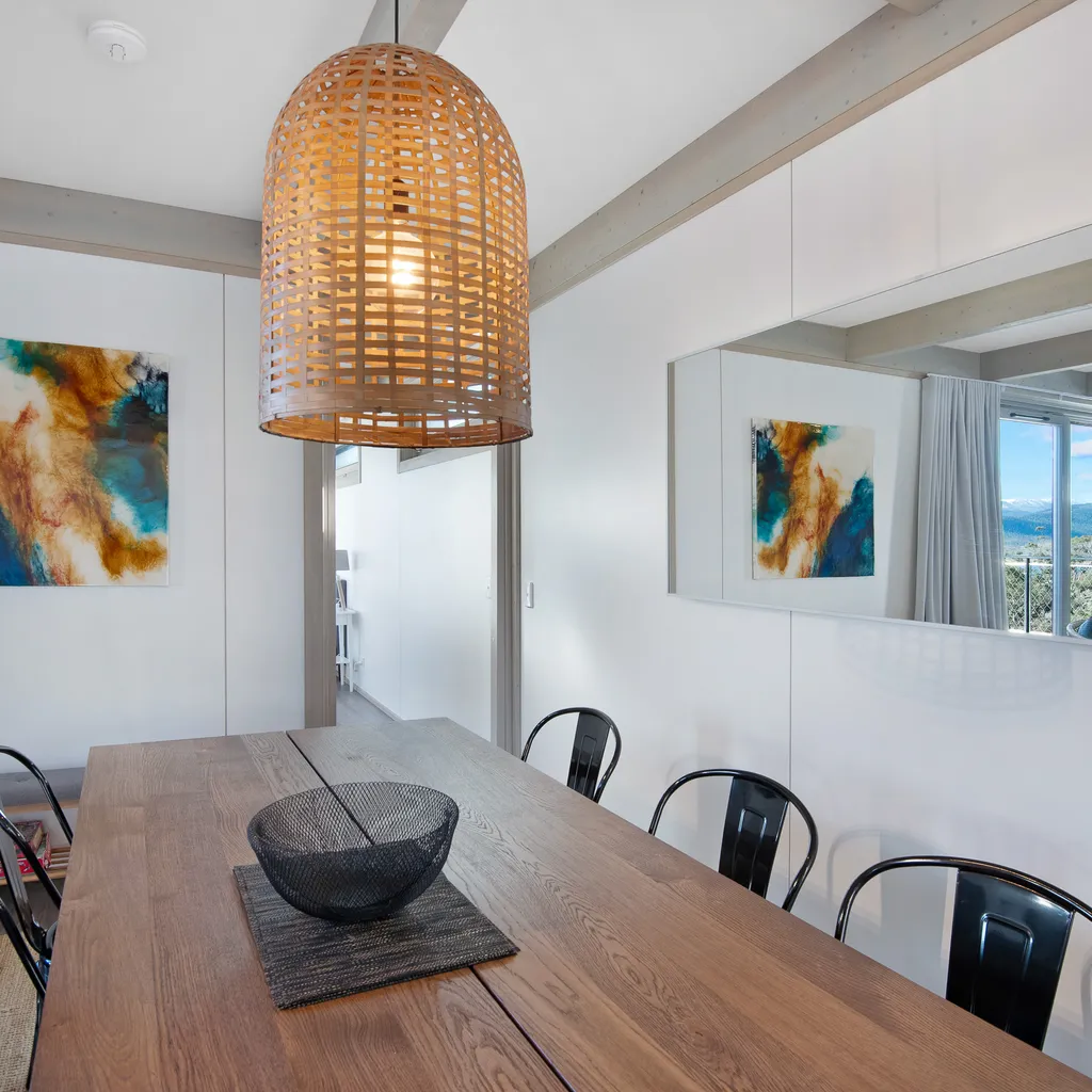 Jindy Haus – 1 / 76 Kunama Drive