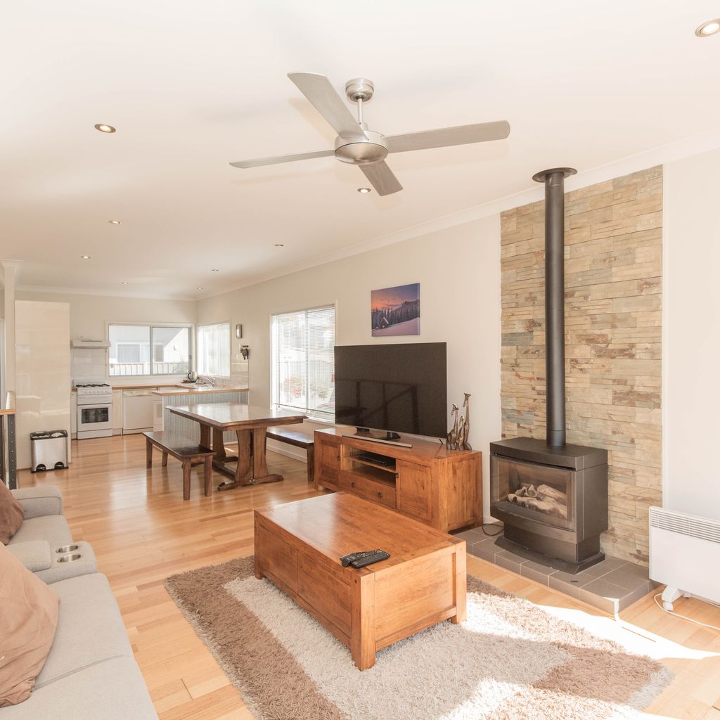 Aspect – 1/8a Poley Cow Lane