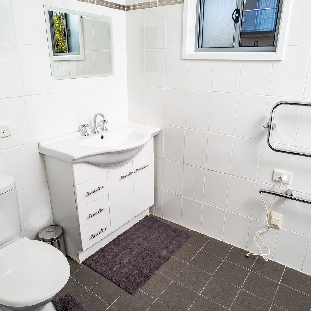 Aspect – 2/8a Poley Cow Lane