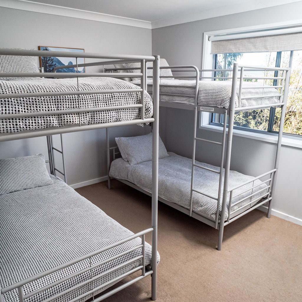 Aspect – 2/8a Poley Cow Lane