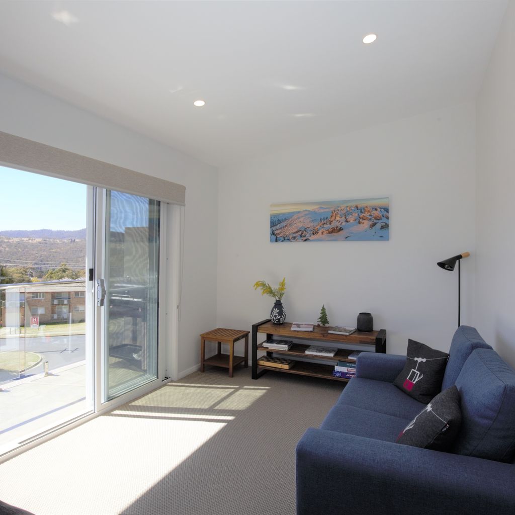 Snoqualmie – 3/2 Cobbodah St