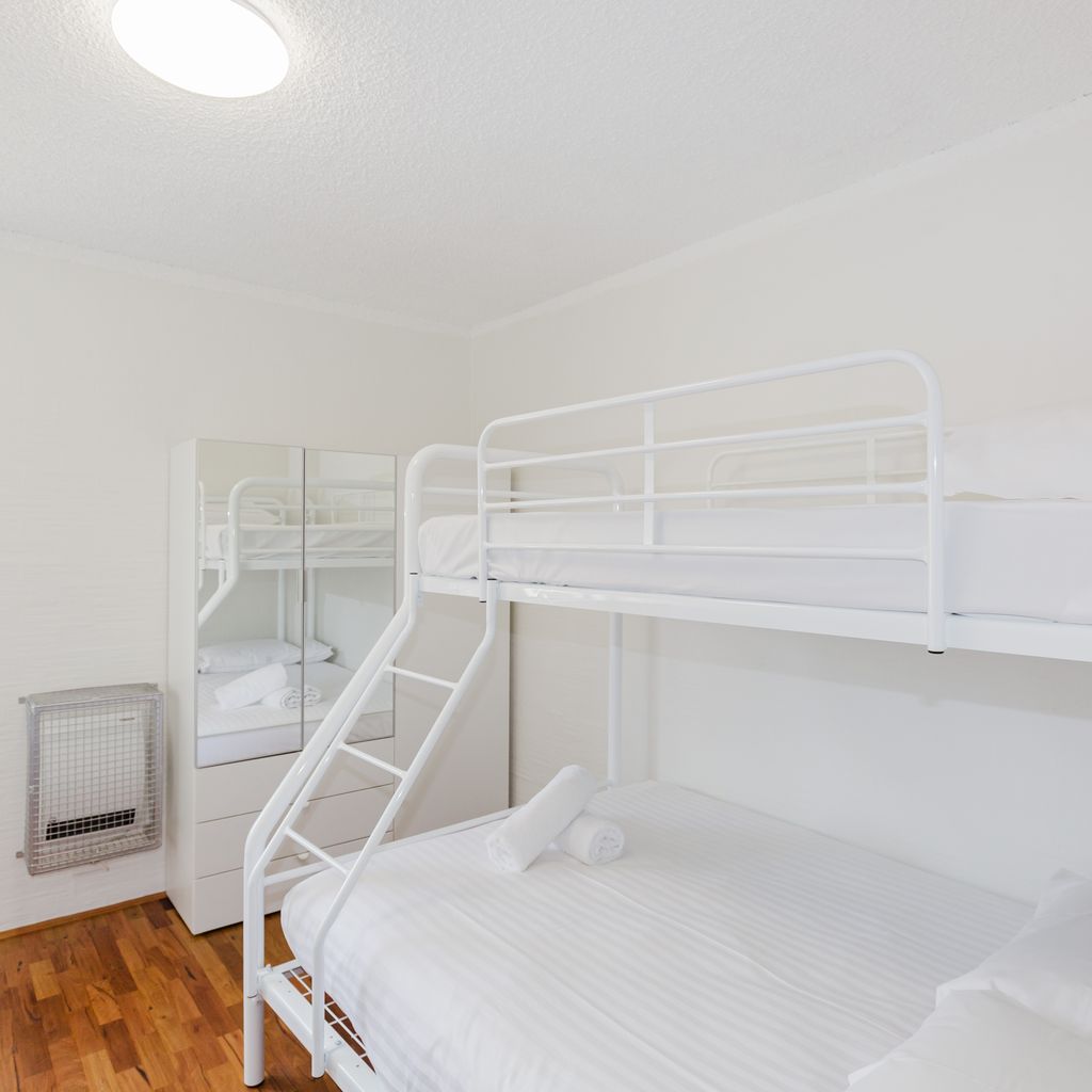 Alpine Mountain View 34 /13 Kirwan Close