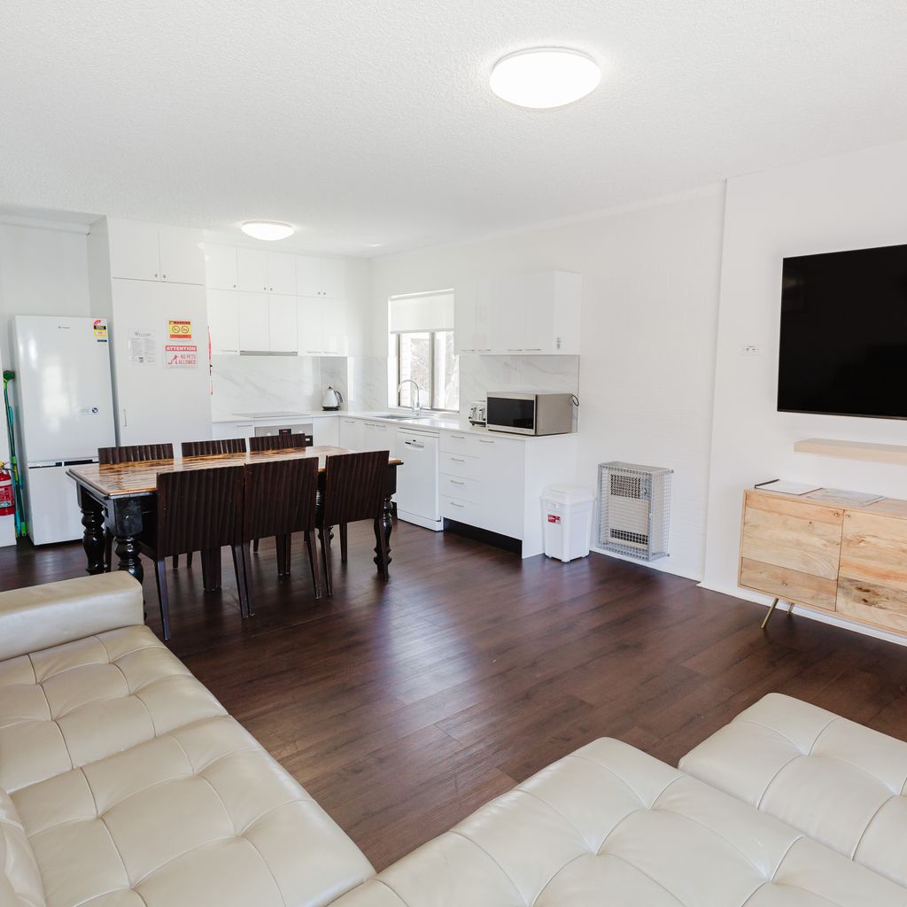 Alpine Mountain View 34 /13 Kirwan Close