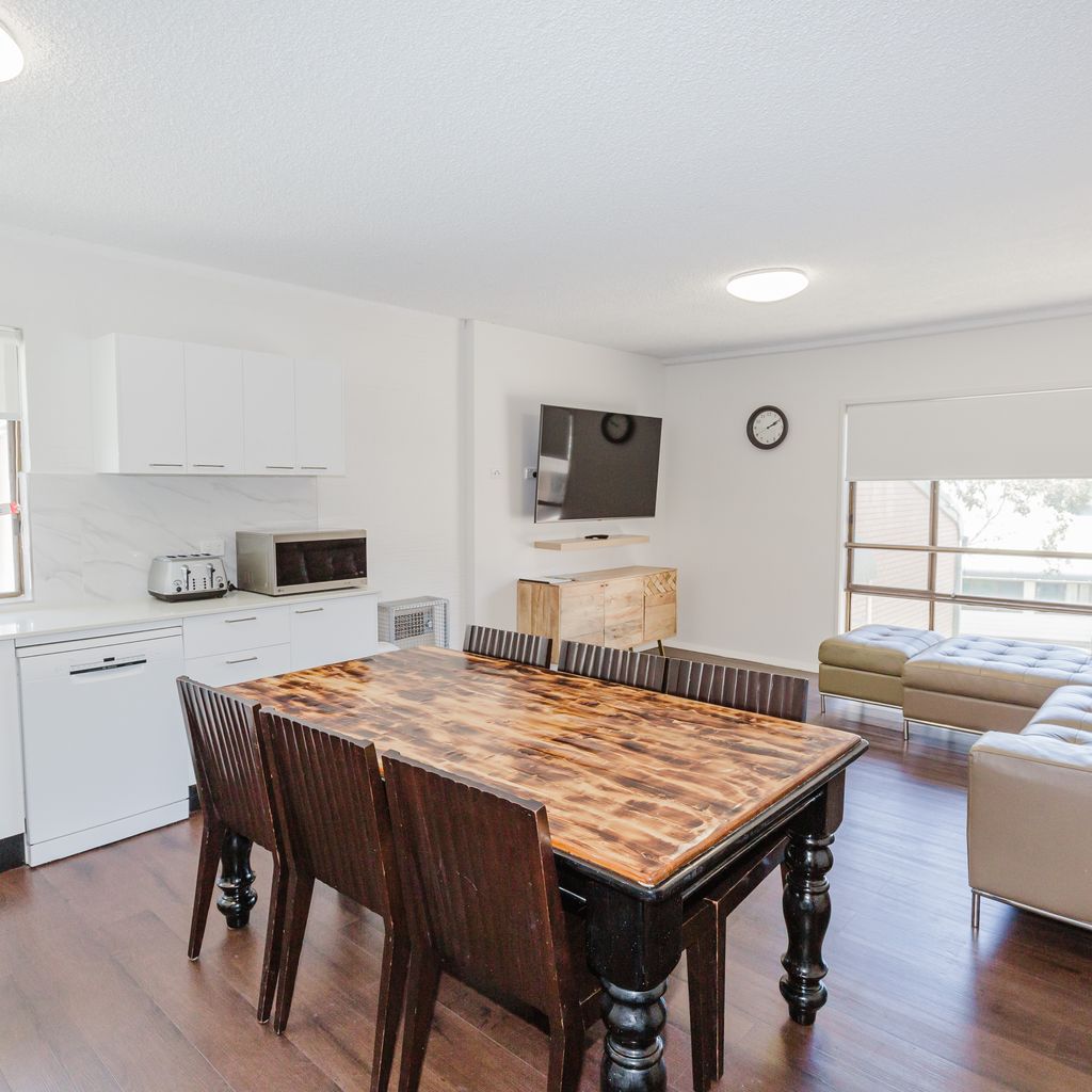 Alpine Mountain View 34 /13 Kirwan Close