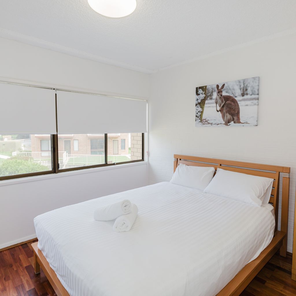 Alpine Mountain View 34 /13 Kirwan Close