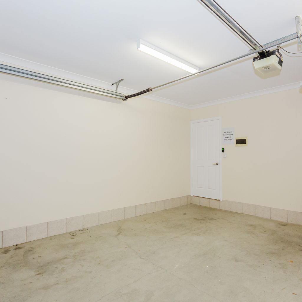 4/1 Penders Court