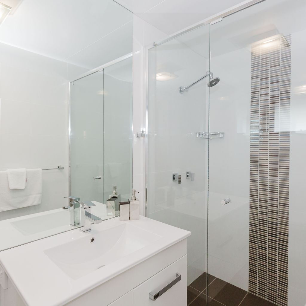 10 Kanangra Crescent – Entire