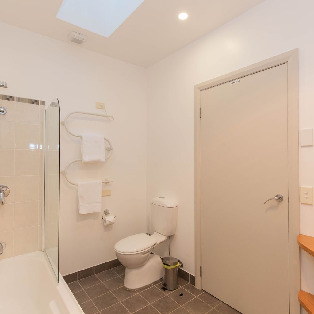 Banjo’s Way 2 – 2/23 Banjo Paterson Cres