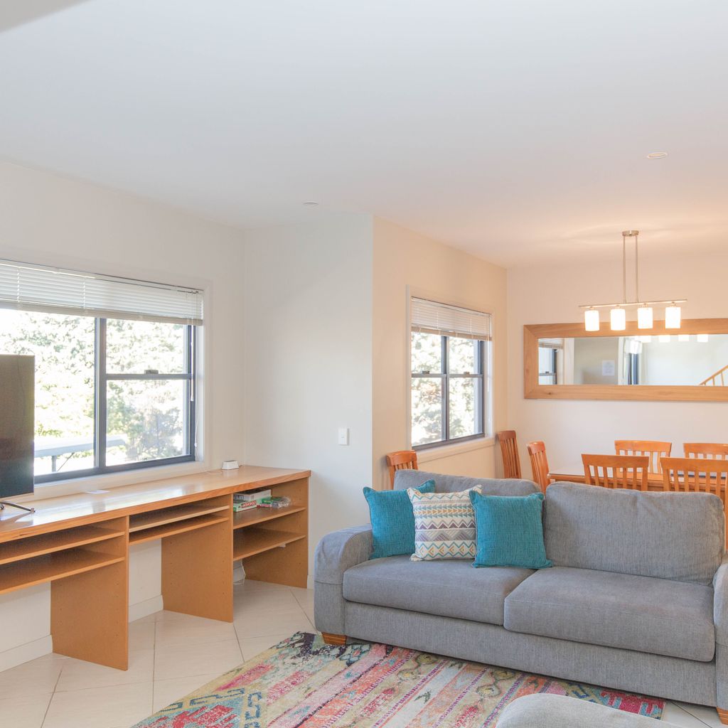 Banjo’s Way 2 – 2/23 Banjo Paterson Cres