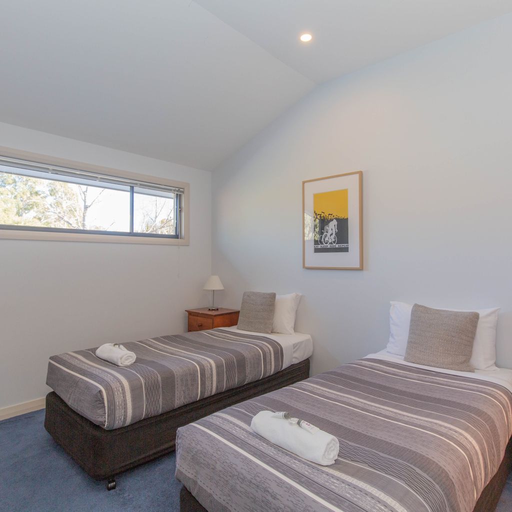 Banjo’s Way 2 – 2/23 Banjo Paterson Cres