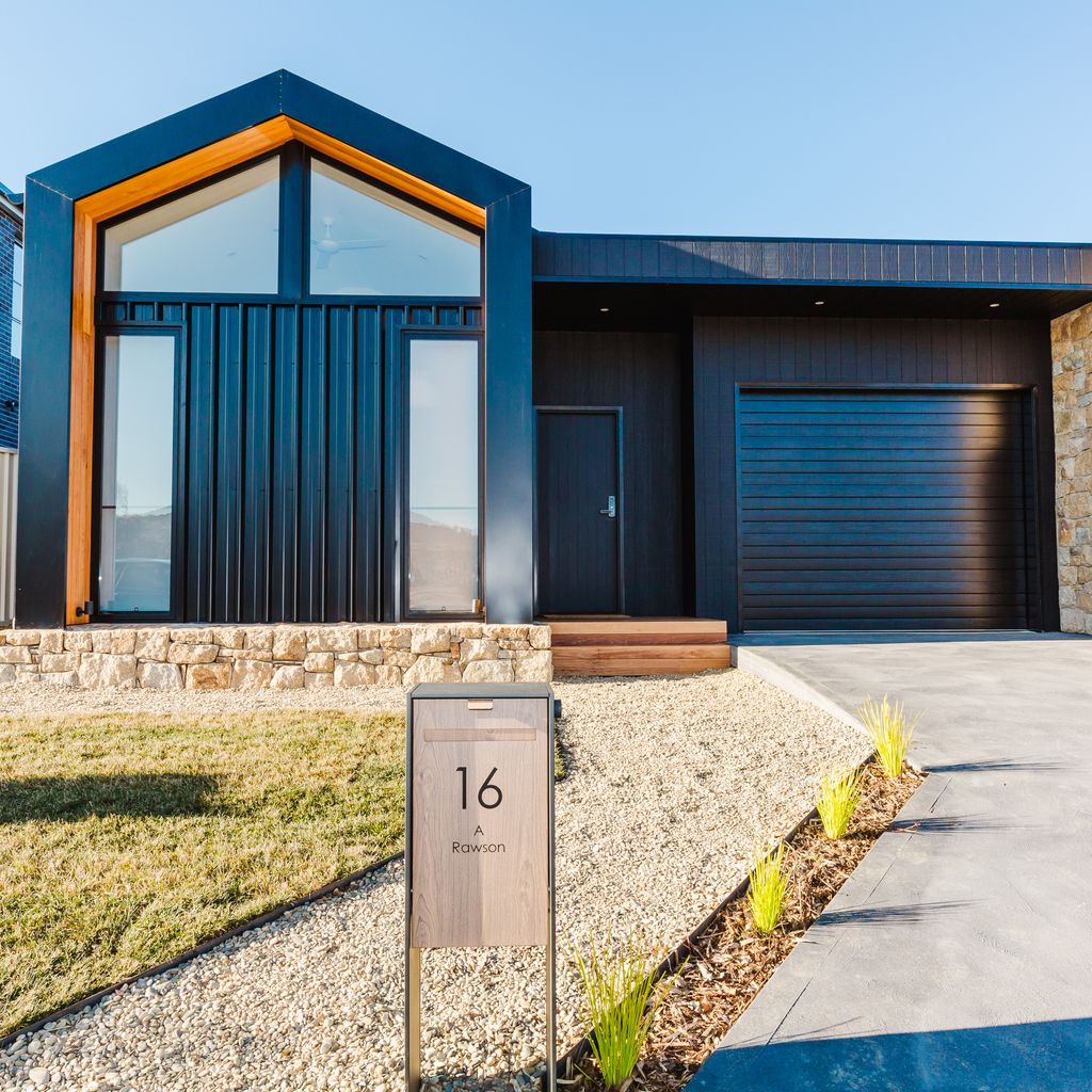 16A Rawson Street