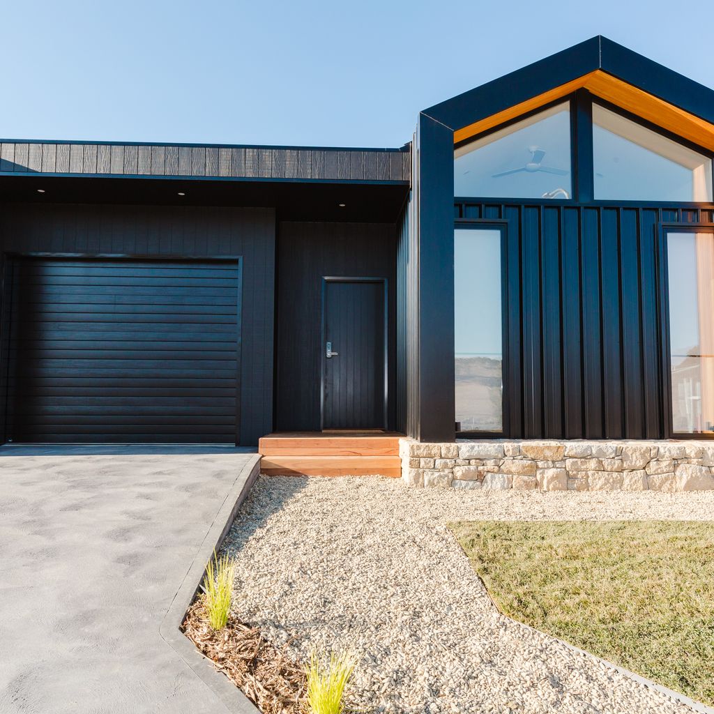 16B Rawson Street